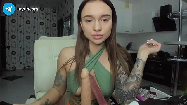 Snapshot of _in_yan chatting on January 27, 11:22 am in yan online show from January 27, 11:22 am