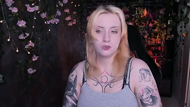 AsheLucker online show from June 14, 7:43 am