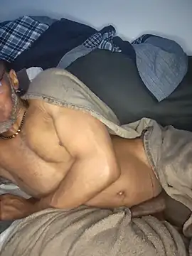 Snapshot of Lonelynudist59 chatting on November 19, 4:23 am Lonelynudist59 online show from November 19, 4:23 am