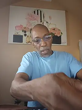 Lonelynudist59 online show from June 17, 11:56 am