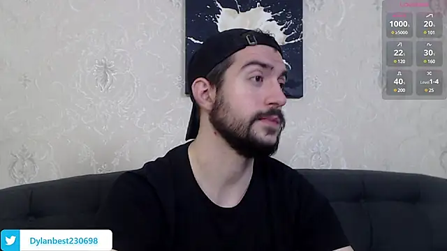 Snapshot of Dylan_Best chatting on December 20, 12:30 am Dylan Best online show from December 20, 12:30 am