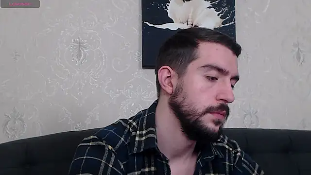 Snapshot of Dylan_Best chatting on January 17, 12:10 am Dylan Best online show from January 17, 12:10 am