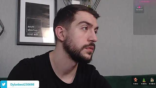 Snapshot of Dylan_Best chatting on February 11, 6:19 am Dylan Best online show from February 11, 6:19 am