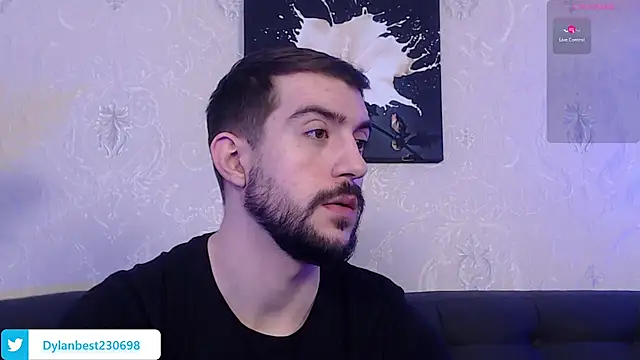 Snapshot of Dylan_Best chatting on February 16, 6:43 am Dylan Best online show from February 16, 6:43 am