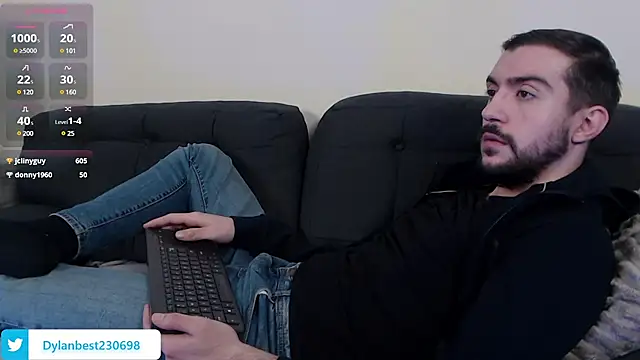 Snapshot of Dylan_Best chatting on February 23, 4:46 pm Dylan Best online show from February 23, 4:46 pm