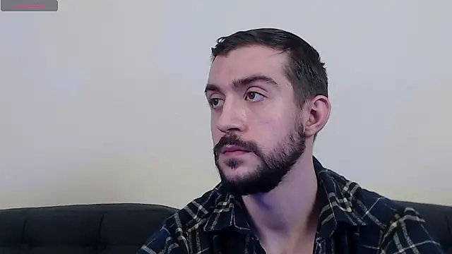 Snapshot of Dylan_Best chatting on February 24, 11:41 pm Dylan Best online show from February 24, 11:41 pm