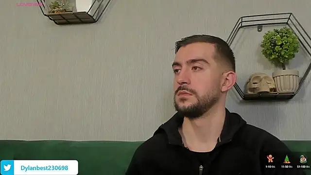 Snapshot of Dylan_Best chatting on October 6, 1:58 am Dylan Best online show from October 6, 1:58 am