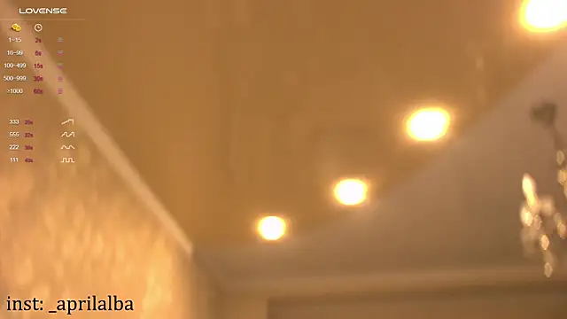 Snapshot of AprilinAlba chatting on January 19, 1:43 am AprilinAlba online show from January 19, 1:43 am