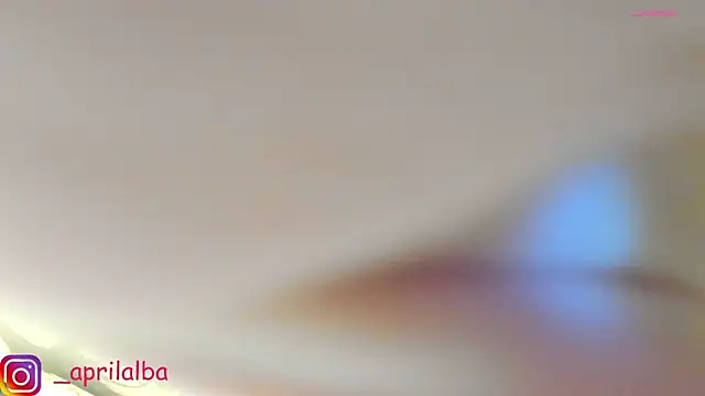 Snapshot of AprilinAlba chatting on November 8, 1:06 am AprilinAlba online show from November 8, 1:06 am