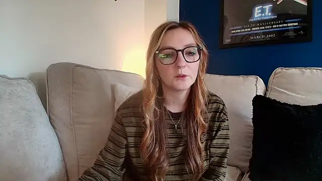 Snapshot of short_sweetpea chatting on October 28, 12:41 pm short sweetpea online show from October 28, 12:41 pm