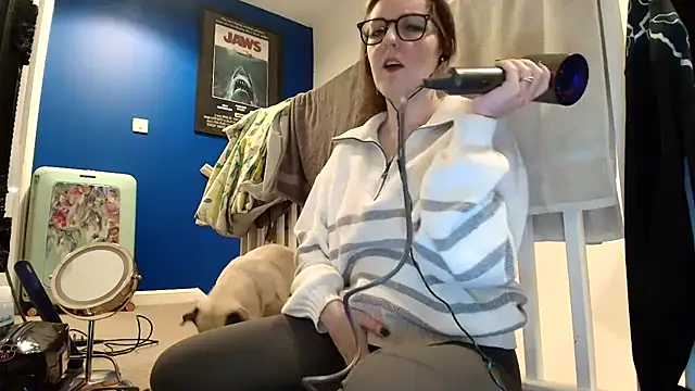 Snapshot of short_sweetpea chatting on November 10, 5:23 pm short sweetpea online show from November 10, 5:23 pm