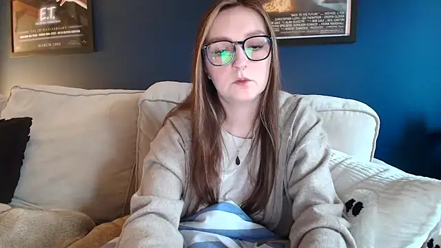 Snapshot of short_sweetpea chatting on November 18, 3:16 pm short sweetpea online show from November 18, 3:16 pm