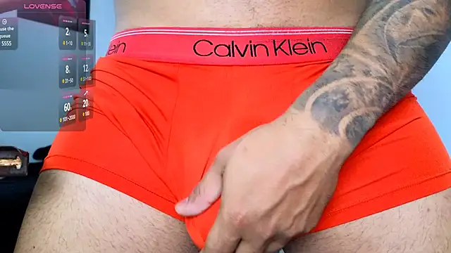 Snapshot of jordylatin20 chatting on February 17, 10:47 pm jordylatin20 online show from February 17, 10:47 pm