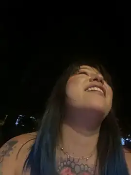 Snapshot of meda_kawaii_ chatting on January 19, 11:32 pm meda kawaii online show from January 19, 11:32 pm