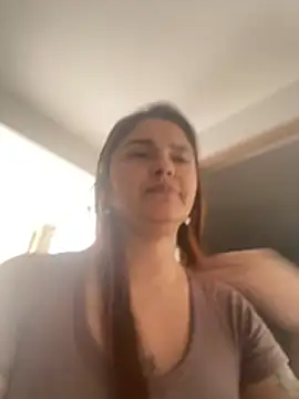 Sarah Jhonson online show from April 30, 2:45 pm