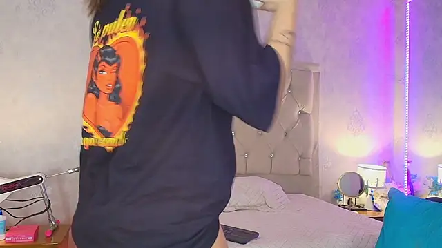 nini love01 online show from February 8, 4:05 am