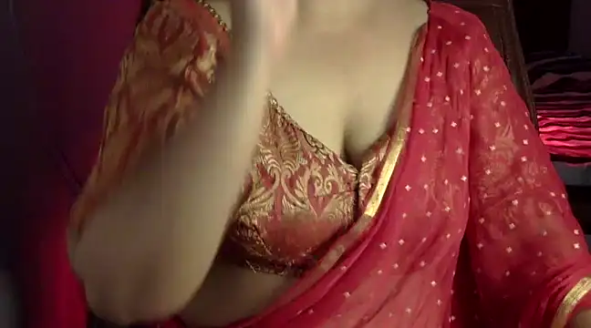 Snapshot of Maalnad_beauty chatting on March 7, 5:49 pm Maalnad beauty online show from March 7, 5:49 pm