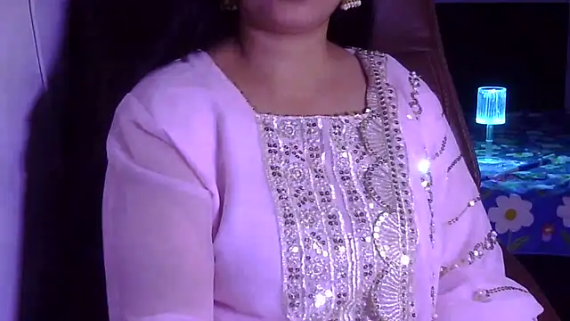 Snapshot of Maalnad_beauty chatting on September 26, 11:36 am Maalnad beauty online show from September 26, 11:36 am