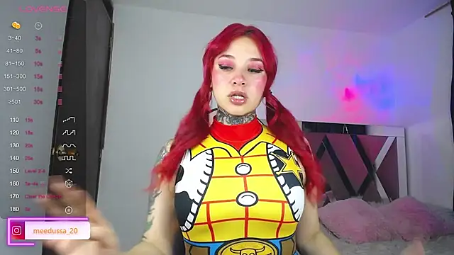 Snapshot of meedussa_20_ chatting on October 11, 6:23 am meedussa 20 online show from October 11, 6:23 am