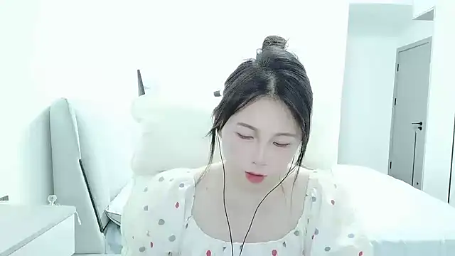 Sunset glow online show from October 11, 1:31 pm