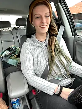 MenaDreadfull online show from December 4, 10:24 am