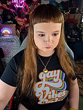 Snapshot of VelvetDiablo chatting on June 20, 12:47 am VelvetDiablo online show from June 20, 12:47 am