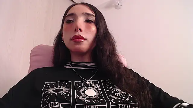 Snapshot of darkcandy666 chatting on March 5, 10:21 pm darkcandy666 online show from March 5, 10:21 pm