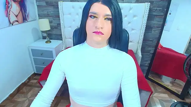 TRINY TS online show from April 29, 8:59 pm