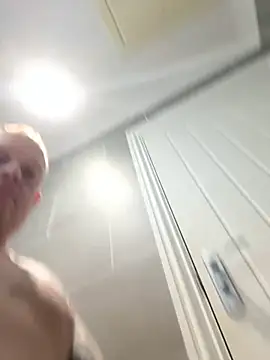 Snapshot of Dannyboy1430 chatting on October 24, 6:48 pm Dannyboy1430 online show from October 24, 6:48 pm