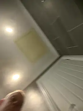 Snapshot of Dannyboy1430 chatting on December 20, 10:33 am Dannyboy1430 online show from December 20, 10:33 am