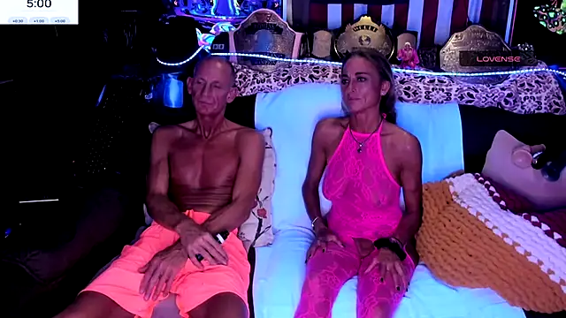 ShannNikkii420 online show from November 2, 12:24 am