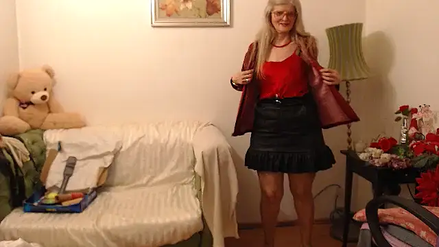 Snapshot of BlairFort chatting on March 4, 8:38 pm BlairFort online show from March 4, 8:38 pm