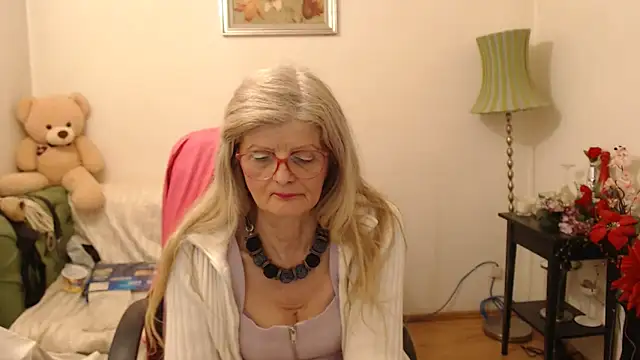 Snapshot of BlairFort chatting on March 19, 8:22 pm BlairFort online show from March 19, 8:22 pm