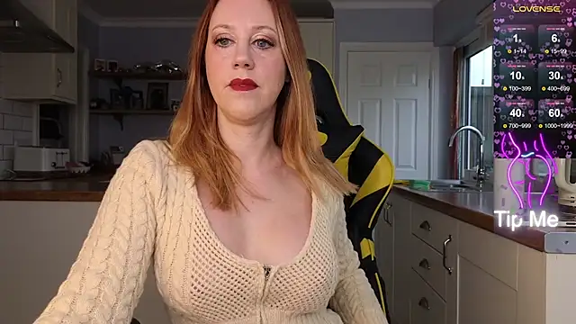 stripmequick online show from February 12, 10:14 am