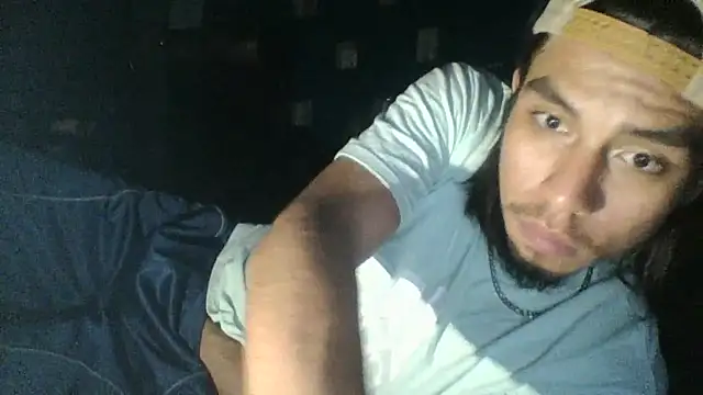 AlexAlejandro13 online show from April 27, 9:40 am
