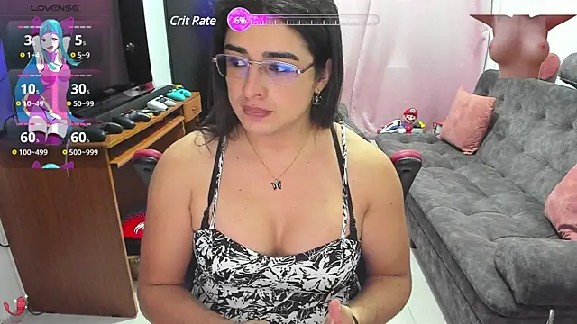 Snapshot of Khalifa_Gold chatting on February 26, 5:42 am Khalifa Gold online show from February 26, 5:42 am