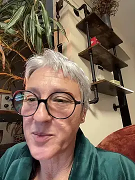 Kbimpakt online show from February 8, 4:43 pm