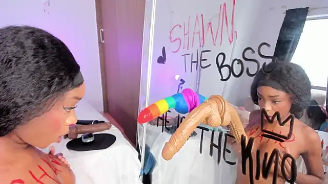 Snapshot of AgathaFoxx chatting on December 13, 8:25 pm AgathaFoxx online show from December 13, 8:25 pm