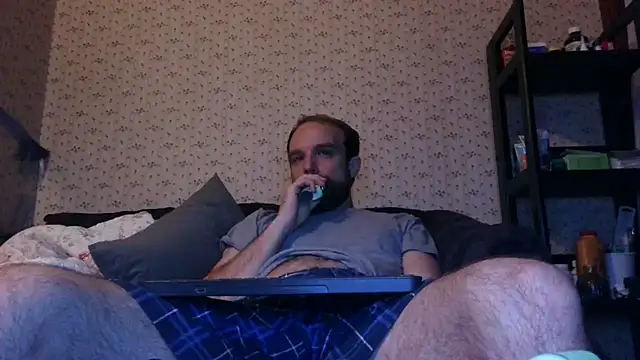 Snapshot of hpluvsplata chatting on July 19, 3:21 am hpluvsplata online show from July 19, 3:21 am