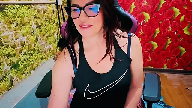 Snapshot of andrea24080 chatting on July 1, 2:51 pm andrea24080 online show from July 1, 2:51 pm