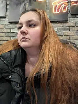 Snapshot of CandyShoopp chatting on December 14, 7:07 pm CandyShoopp online show from December 14, 7:07 pm