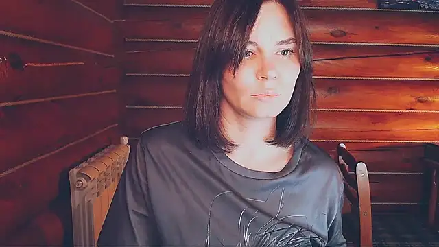 Snapshot of Platina_Fox chatting on November 11, 5:18 am Platina Fox online show from November 11, 5:18 am