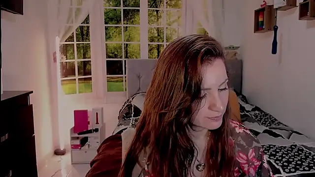 vanessabrown  online show from May 25, 3:51 pm