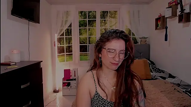 vanessabrown  online show from May 29, 4:27 pm