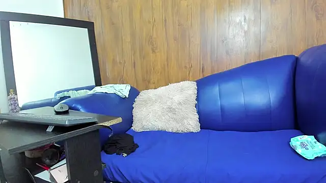 Snapshot of Mature_Skinny chatting on February 11, 12:16 pm Mature Skinny online show from February 11, 12:16 pm
