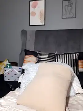 PearlSexxy69 online show from October 6, 12:08 am