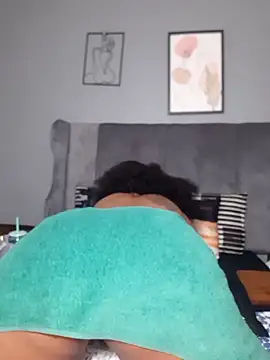 PearlSexxy69 online show from October 12, 6:01 am