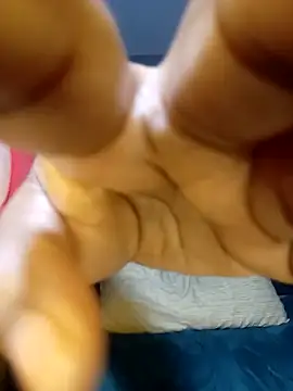 Snapshot of PearlSexxy69 chatting on June 15, 5:26 pm PearlSexxy69 online show from June 15, 5:26 pm