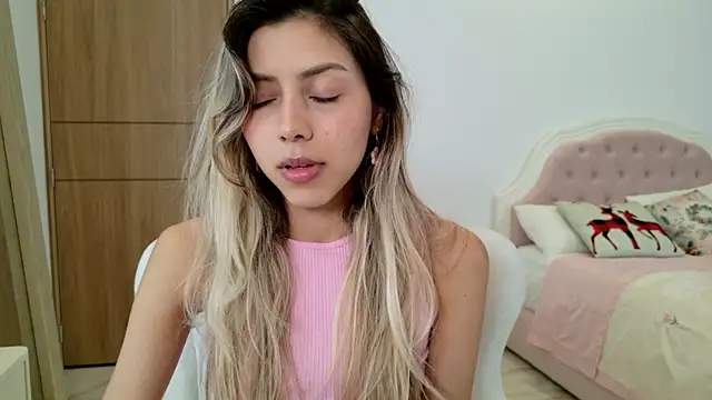 Sensualtease online show from January 4, 1:42 am