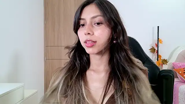 Sensualtease online show from October 26, 10:15 pm